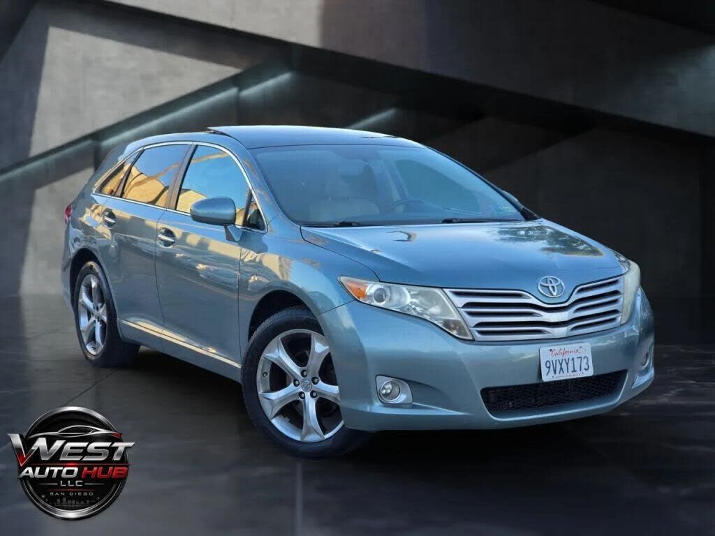 2010 TOYOTA Venza