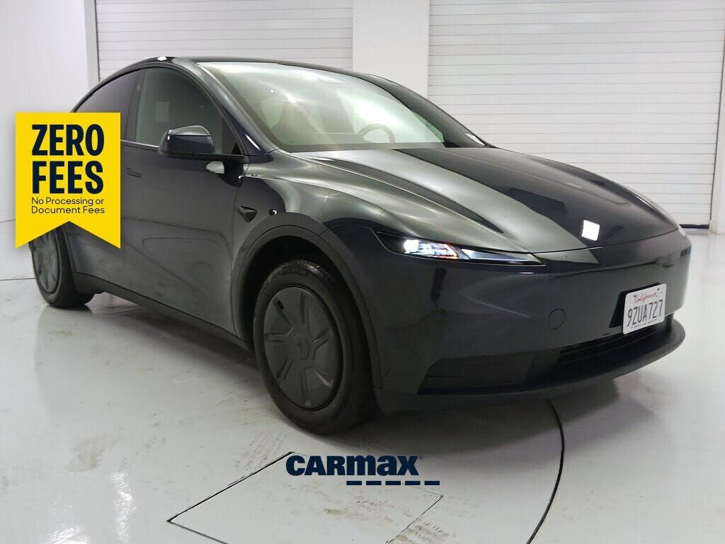 2026 TESLA Model Y