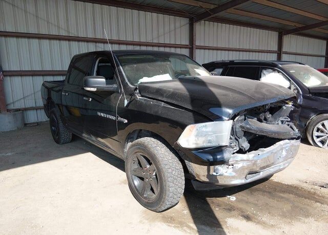 2012 DODGE Ram