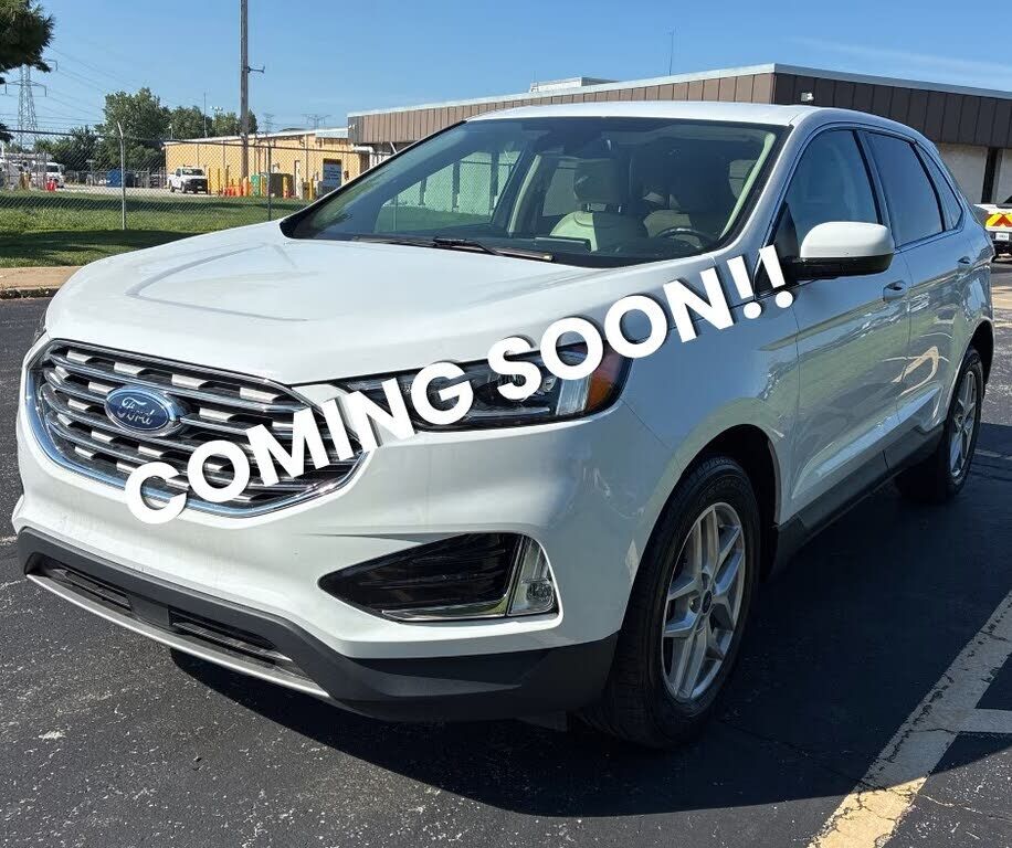 2022 FORD Edge