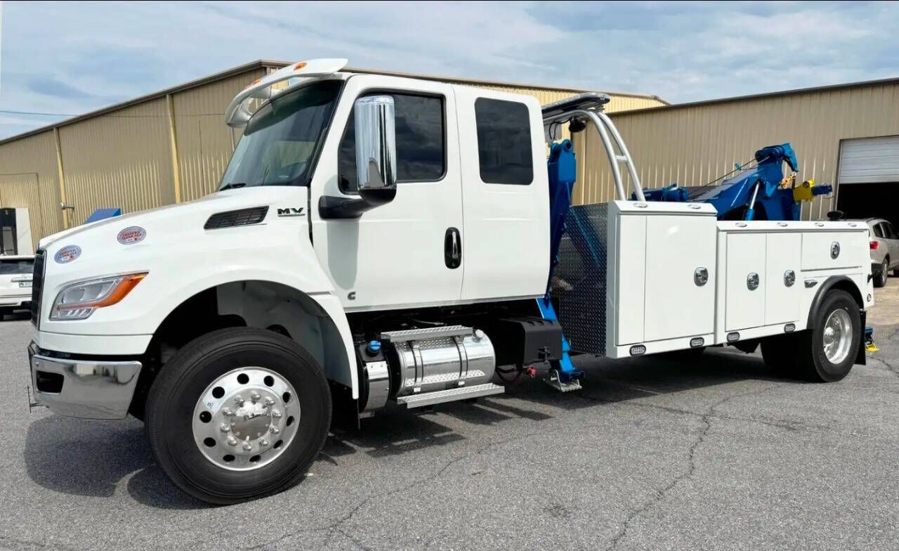2025 INTERNATIONAL MV607