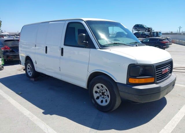 2013 GMC Savana