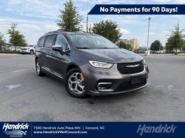 2022 CHRYSLER Pacifica