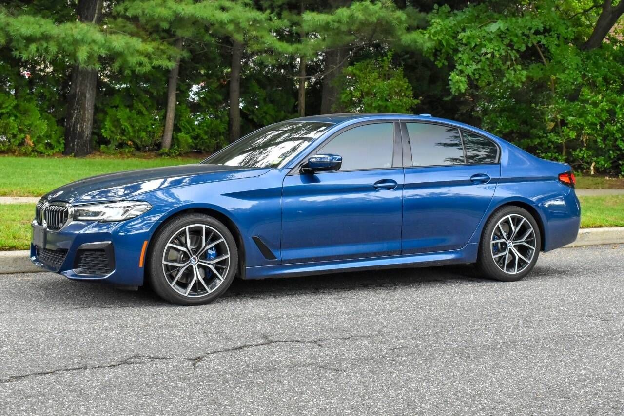 2021 BMW 530i