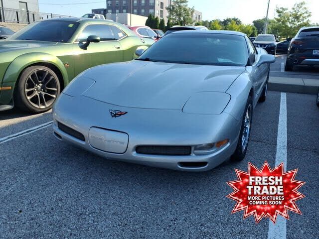 2004 CHEVROLET Corvette