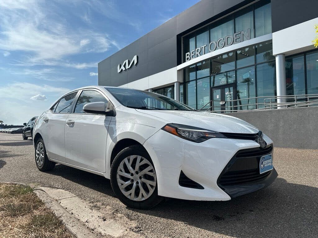 2017 TOYOTA Corolla