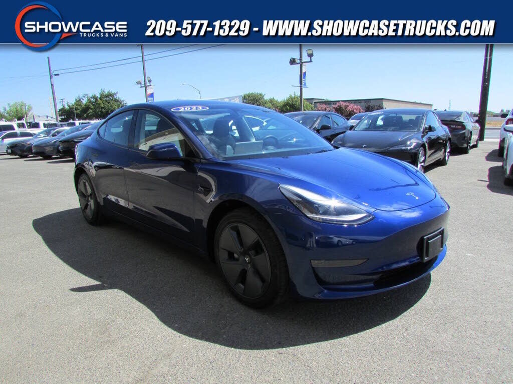 2023 TESLA Model 3