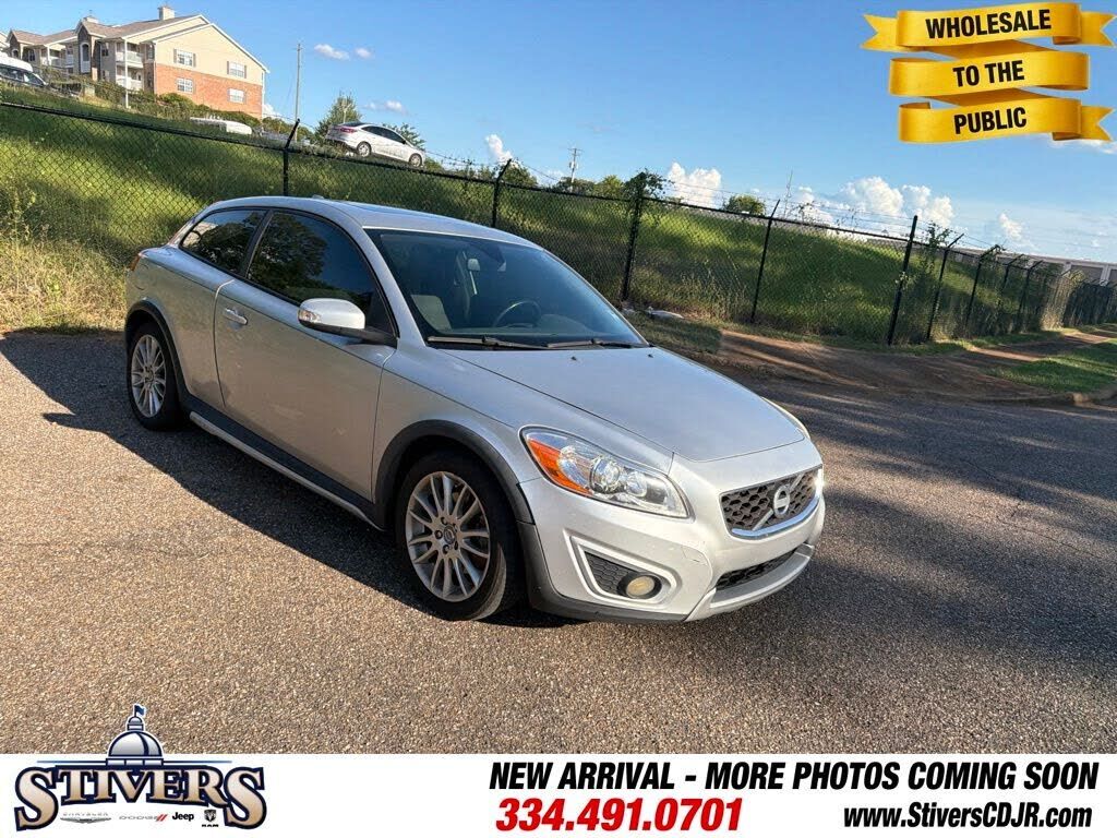 2011 VOLVO C30