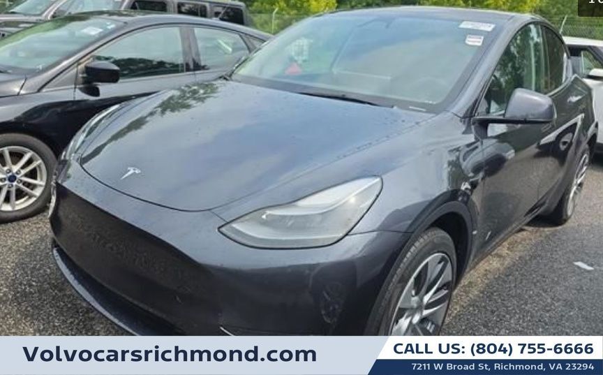 2024 TESLA Model Y