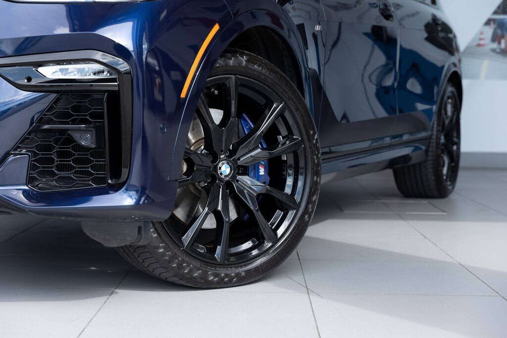 2022 BMW X7