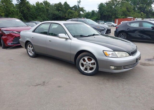 2001 LEXUS ES