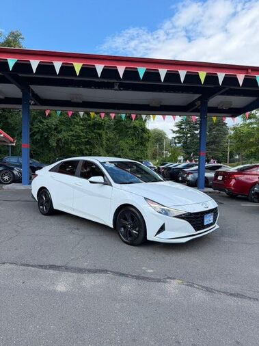 2021 HYUNDAI Elantra