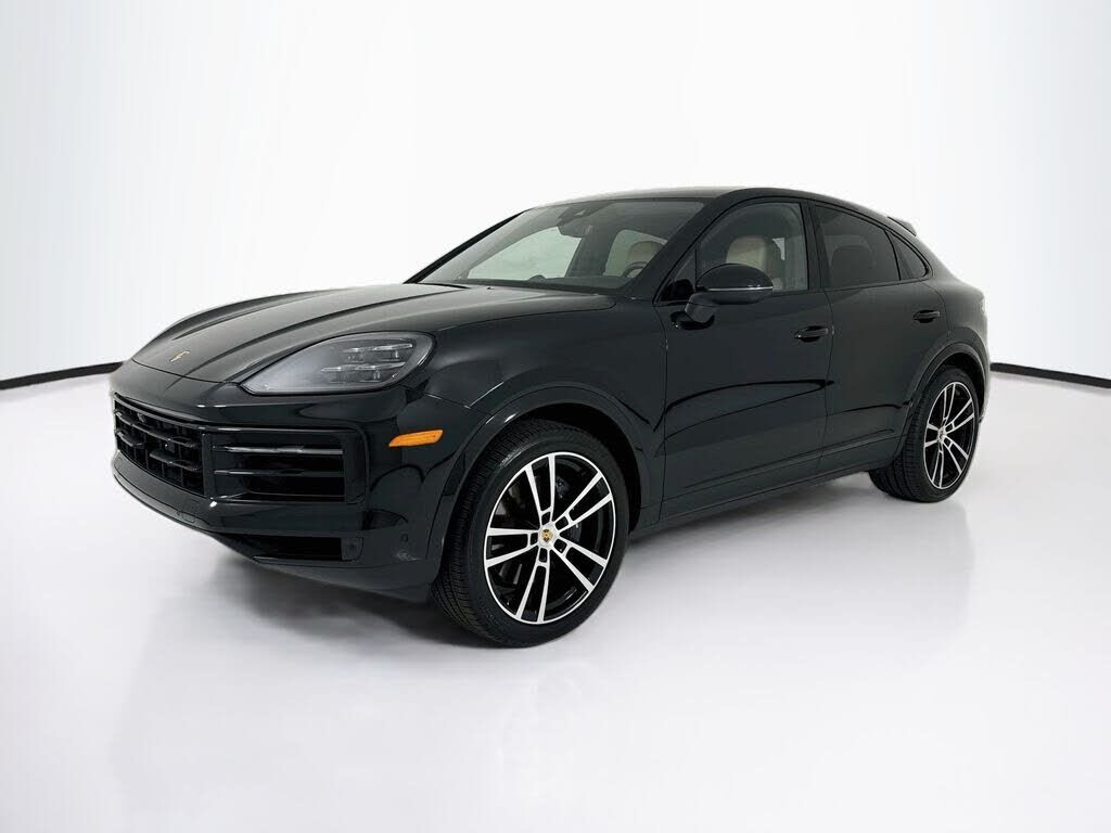 2025 PORSCHE Cayenne