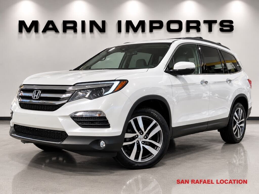 2017 HONDA Pilot