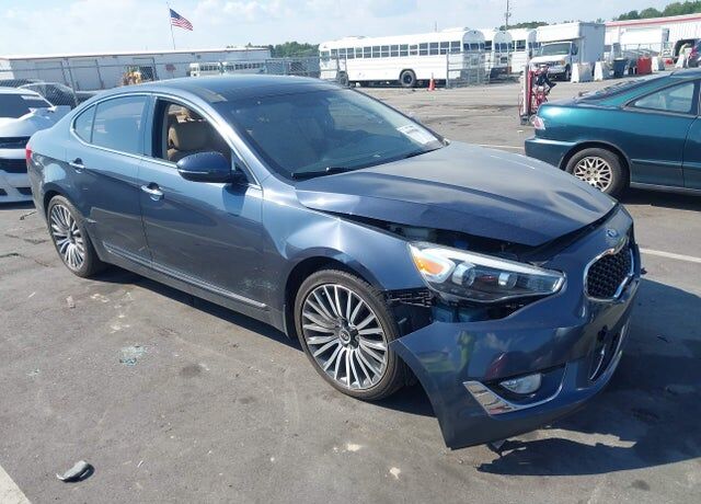 2015 KIA Cadenza