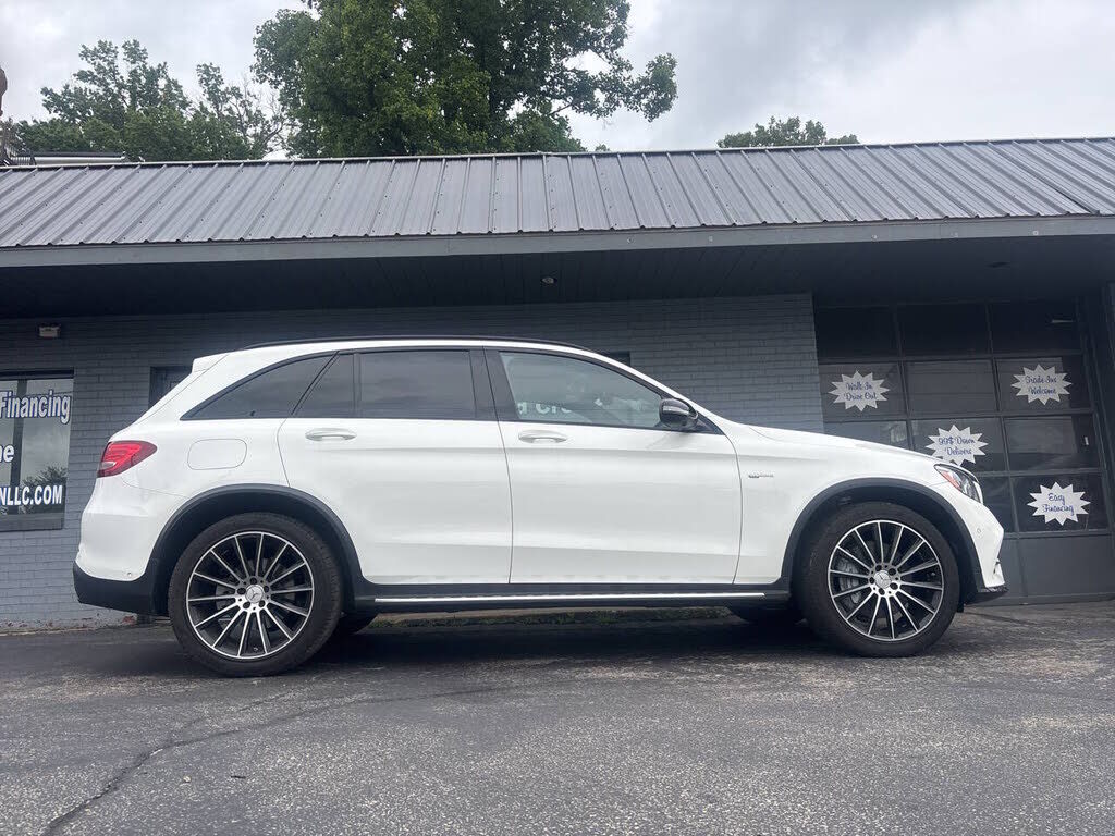 2017 MERCEDES-BENZ GLC-Class
