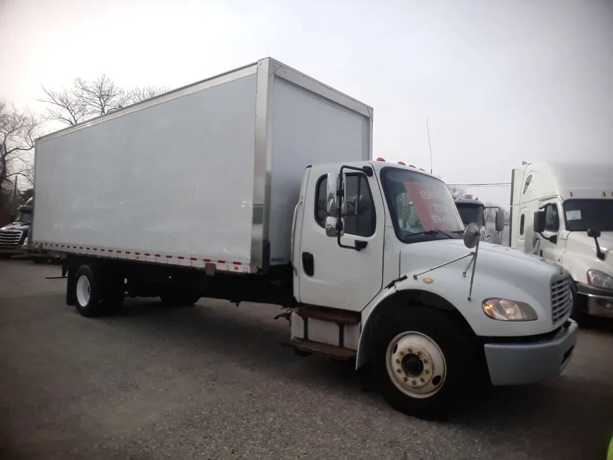 2018 FREIGHTLINER M2