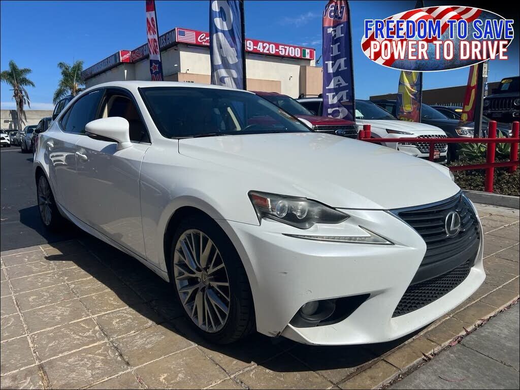 2014 LEXUS IS