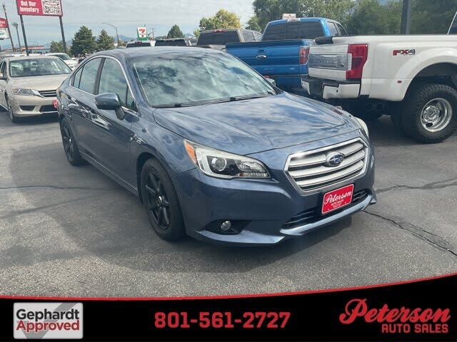 2017 SUBARU Legacy