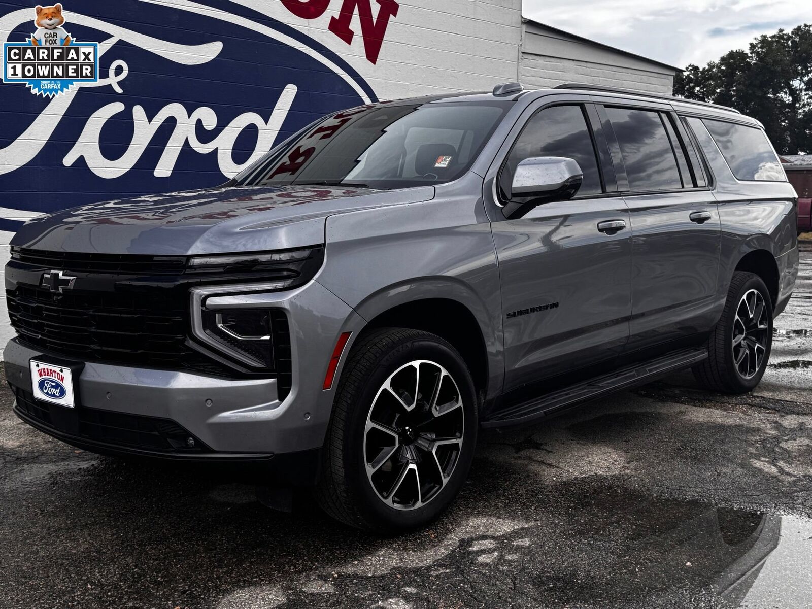 2026 CHEVROLET Suburban