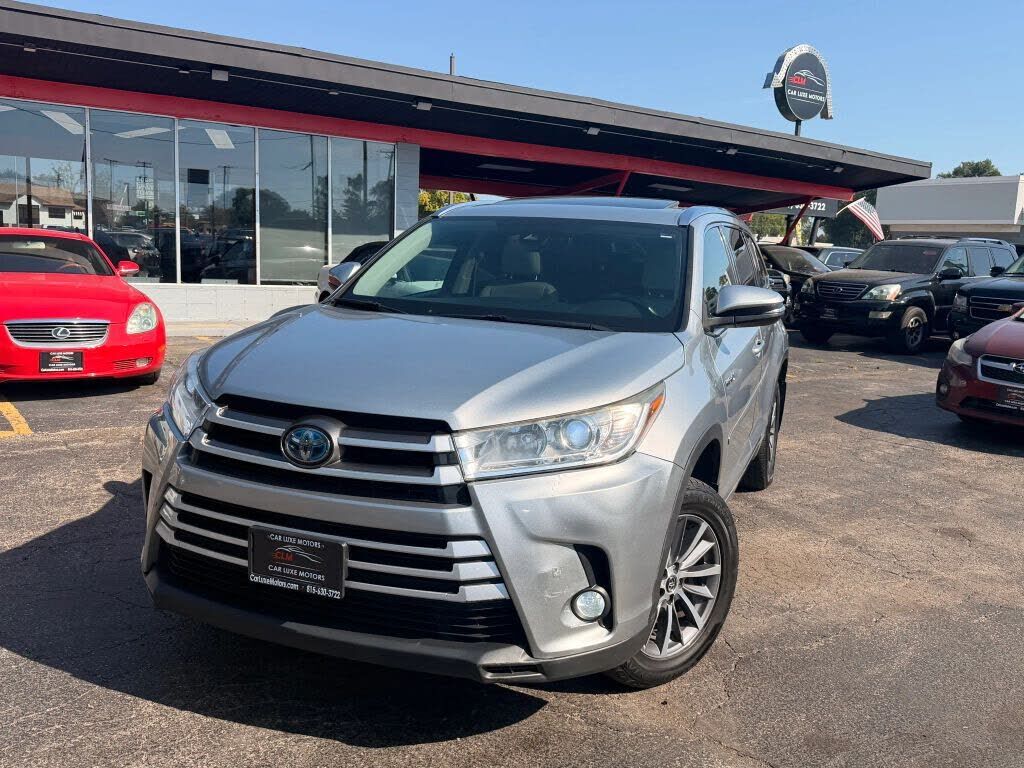 2017 TOYOTA Highlander
