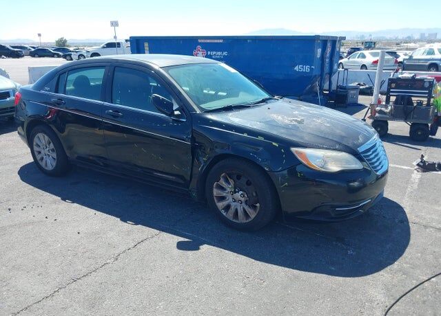 2012 CHRYSLER 200
