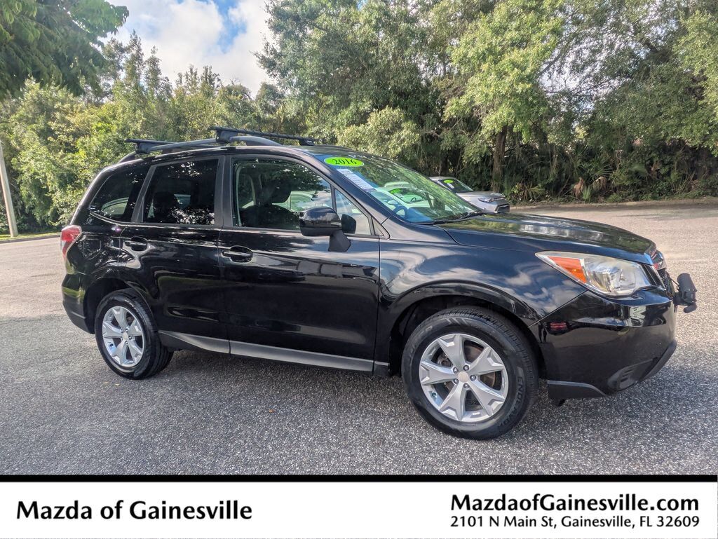 2016 SUBARU Forester