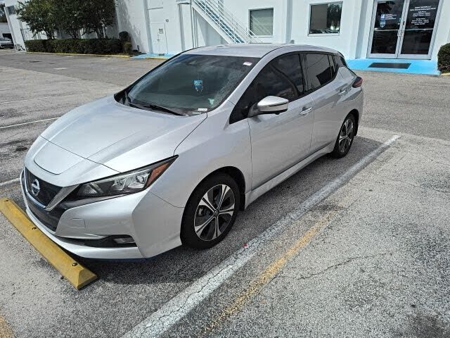 2021 NISSAN Leaf