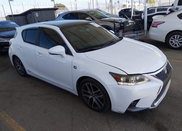 2016 LEXUS CT