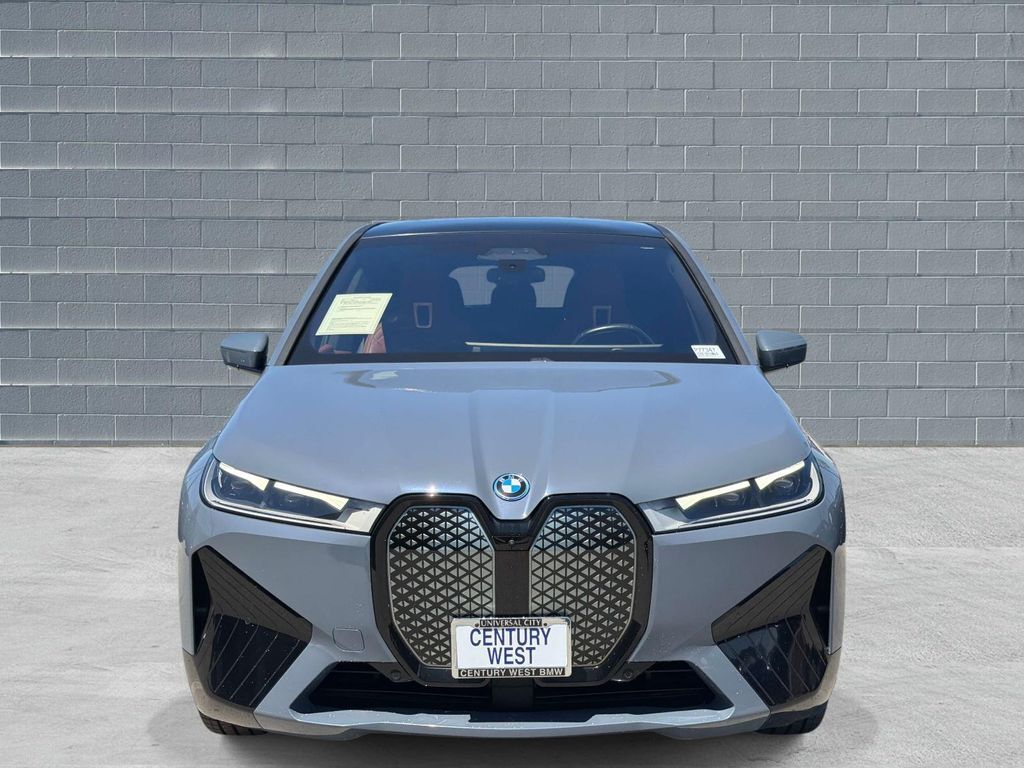 2024 BMW iX