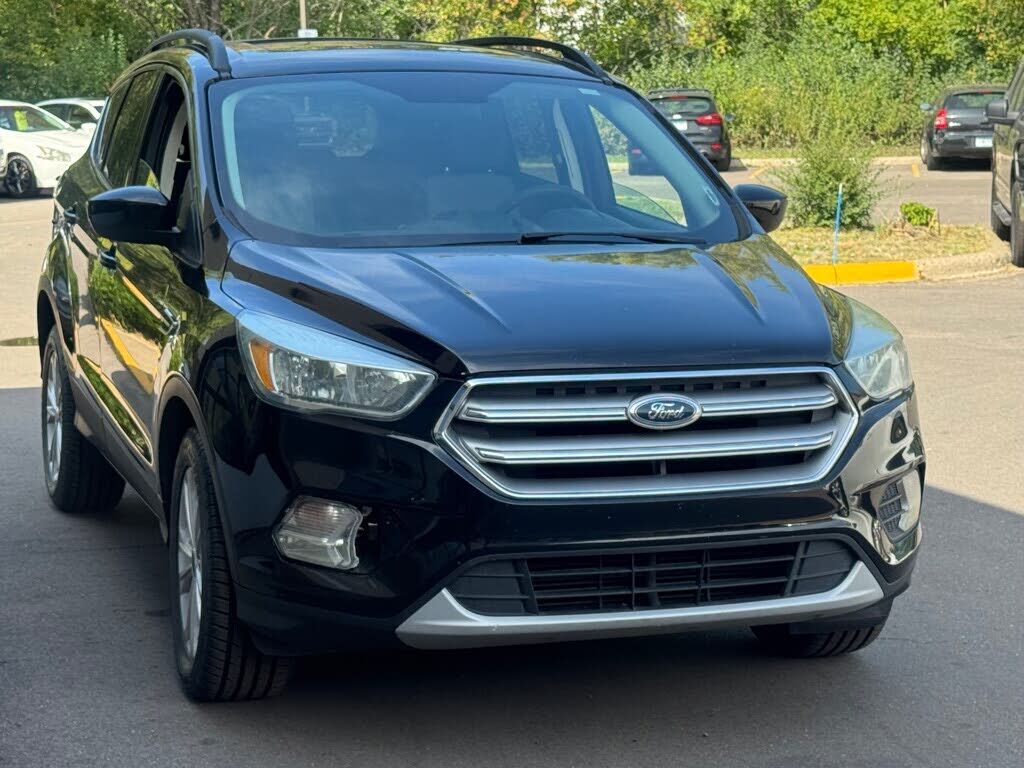 2017 FORD Escape