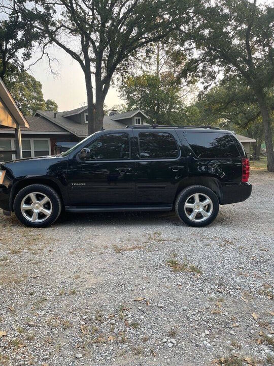 2011 CHEVROLET Tahoe