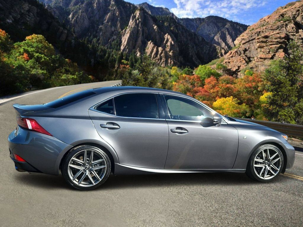 2016 Lexus IS