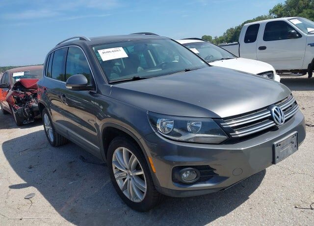 2013 VOLKSWAGEN Tiguan