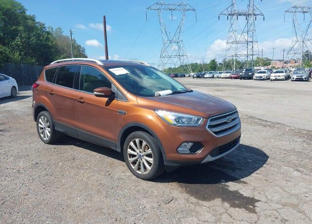 2017 FORD Escape