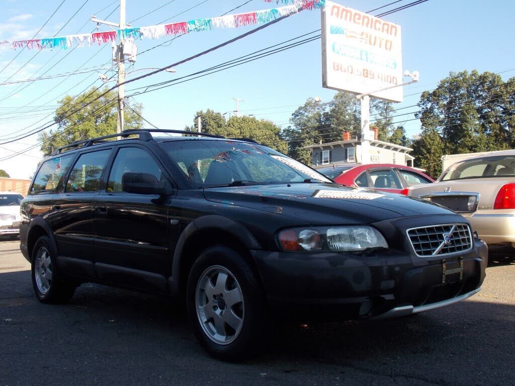 2002 VOLVO V70