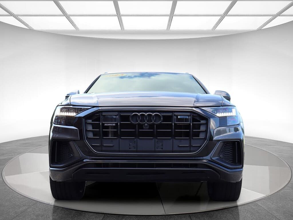2023 Audi Q8