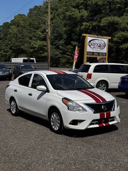 2019 NISSAN Versa