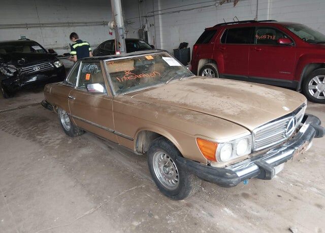 1983 MERCEDES-BENZ 380