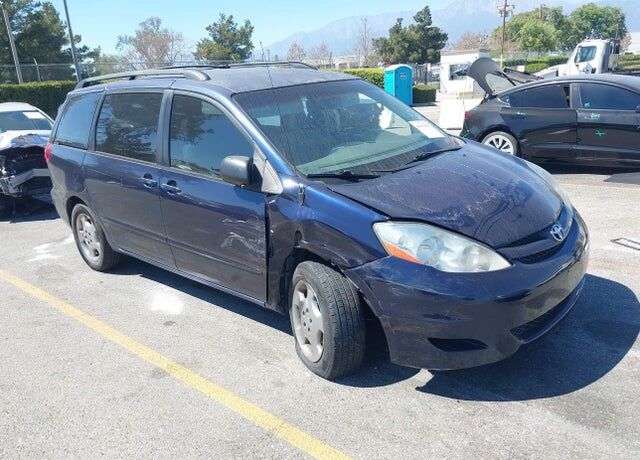 2006 TOYOTA Sienna