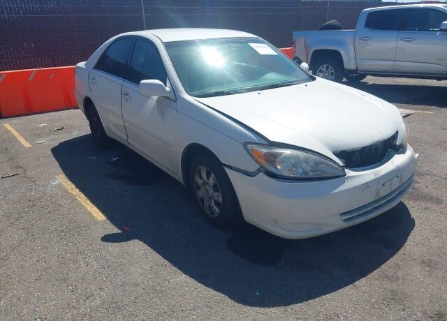 2002 TOYOTA Camry