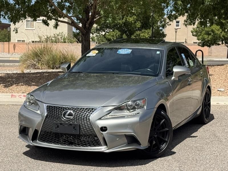 2016 LEXUS IS