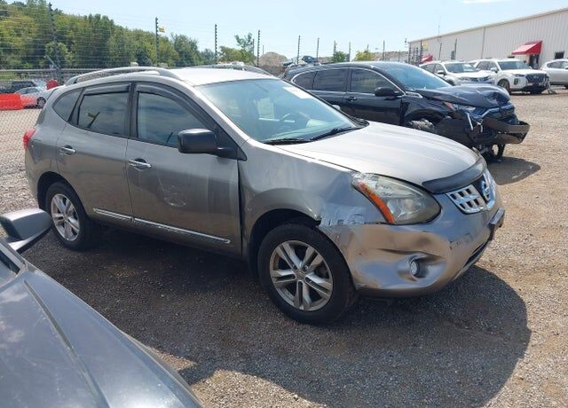 2015 NISSAN Rogue
