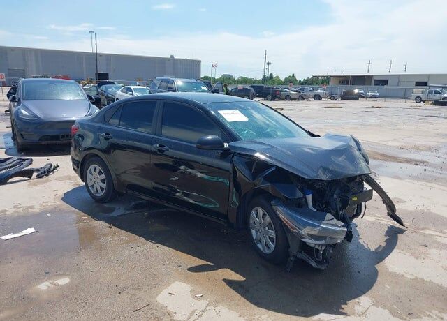 2022 KIA Rio