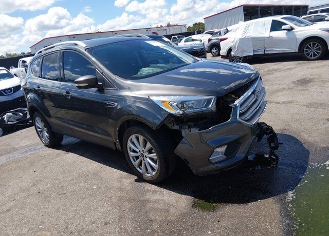 2017 FORD Escape