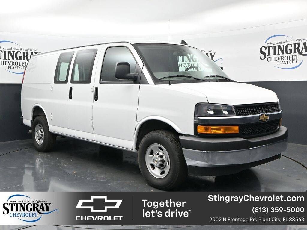 2023 CHEVROLET Express