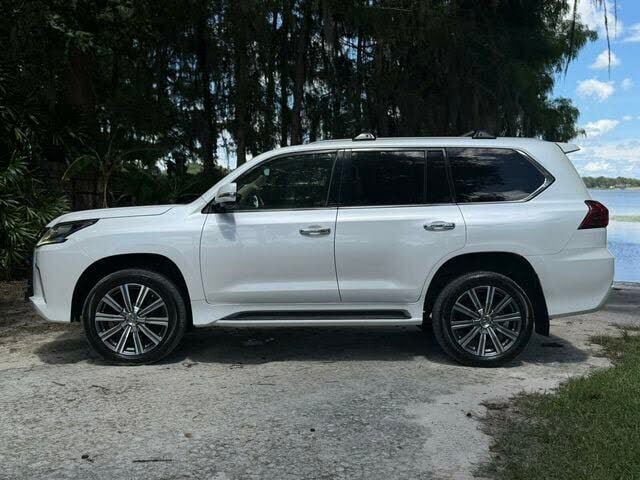 2017 Lexus LX