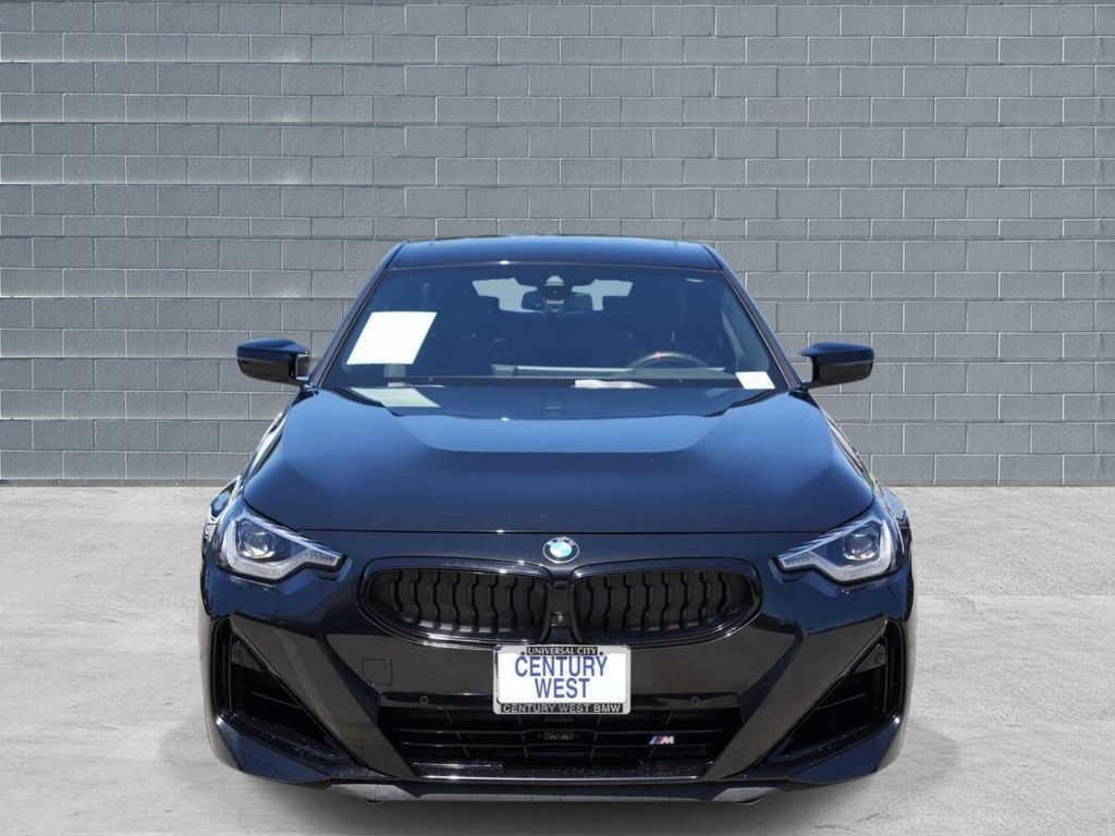 2025 BMW M240i
