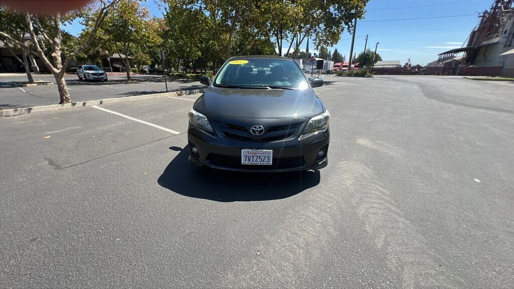 2011 TOYOTA Corolla