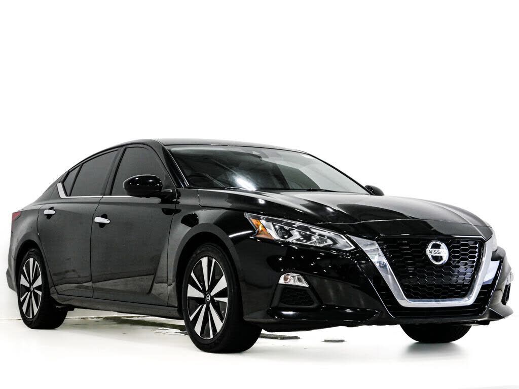 2022 NISSAN Altima